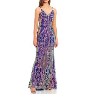 Spaghetti Strap V-Neck Iridescent-Sequin-Patterned-Knit Long Dress